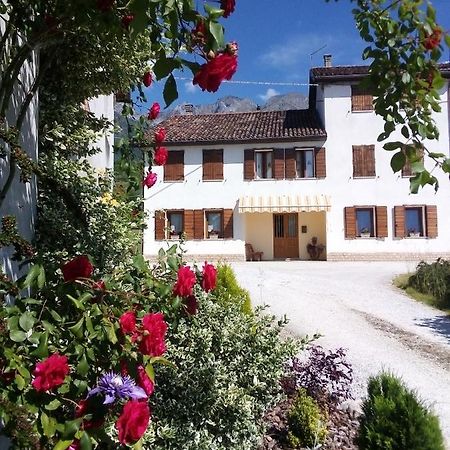 B&B La Casa Di Loretta Paderno Bagian luar foto